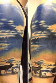 手臂非常美丽的彩绘野生鹿鹿纹身图案