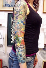 女生花臂好看的彩绘纹身图案