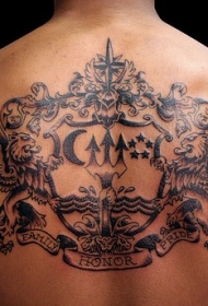 背部狮子徽章星星月亮纹身图案