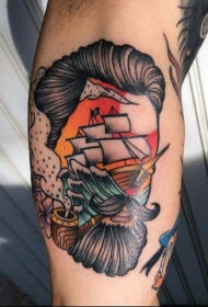 手臂未知风格的帆船和吸烟人头彩绘纹身图案