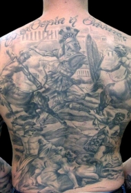 背部惊人的黑白半人马战斗纹身图案