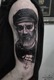 大臂素描风格黑色的胡子水手纹身图案