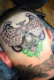 男性头部彩色的大蝴蝶与钻石纹身图案