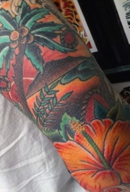 彩色的椰子树和芙蓉花手臂纹身图案