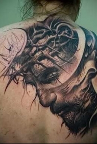 黑灰风格背部耶稣肖像藤蔓纹身图案