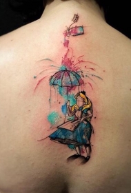 背部卡通风格的彩色小女孩与雨伞纹身图案