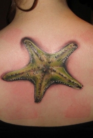 背部很酷的七彩海星纹身图案