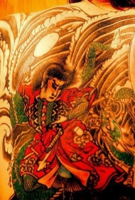 背部亚洲战斗男性武士纹身图案