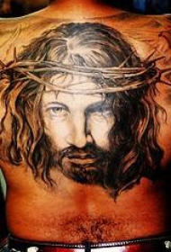 背部耶稣画像个性纹身图案