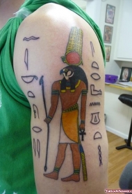 大臂old school彩色埃及神和符号纹身图案