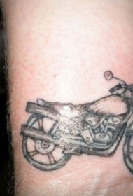 手臂简单的摩托车纹身图案