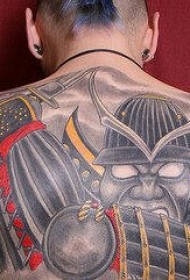 背部邪恶的武士纹身图案