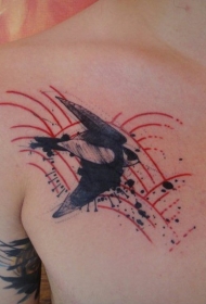 胸部超级小鸟个性纹身图案