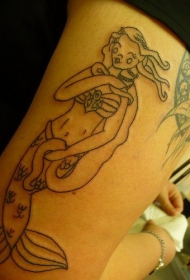 黑色线条美人鱼手臂纹身图案