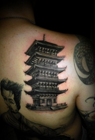 背部黑白亚洲寺庙写实纹身图案