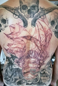 背部大规模黑白海盗主题纹身图案
