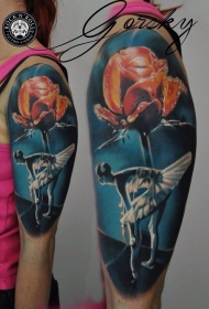 大臂写实彩色红玫瑰和芭蕾舞演员纹身图案