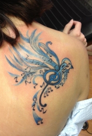 背部蓝色音符组合的小鸟纹身图案