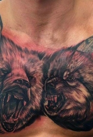 胸部非常逼真的彩色咆哮狼和熊纹身图案