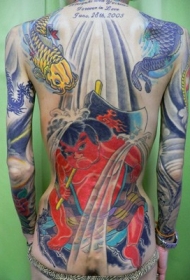 满背日式鲤鱼人物纹身图案