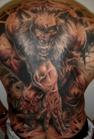 强大的狼人彩绘满背纹身图案