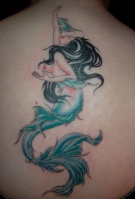背部优雅性感的美人鱼纹身图案
