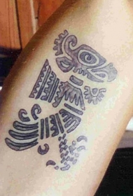 阿兹特克部落鸟图腾纹身图案