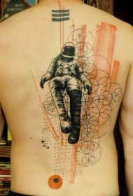 背部宇航员和神秘圆形装饰纹身图案