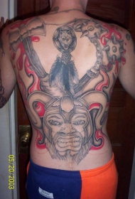 背部黑色与红色维京战士纹身图案