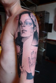 大臂素描风格黑色妇女肖像与花朵纹身图案