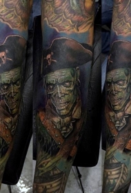 手臂丰富多彩僵尸海盗纹身图案