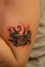 手臂亚洲风格小狮子纹身图案