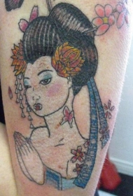 艺妓头像和樱花彩色纹身图案