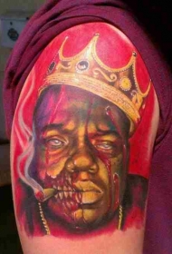 手臂上非洲僵尸国王肖像纹身图案