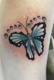 背部奇妙的蓝色蝴蝶宝宝纹身图案
