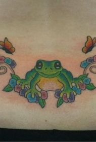 背部彩色的青蛙花朵蝴蝶纹身图案