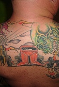背部彩绘骷髅和蜜蜂纹身图案