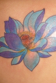 可爱的蓝色莲花纹身图案