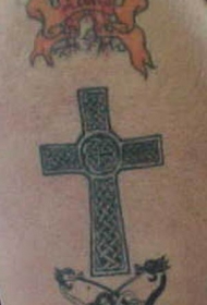 凯尔特十字花纹纹身图案