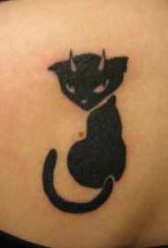 黑色恶魔小猫纹身图案