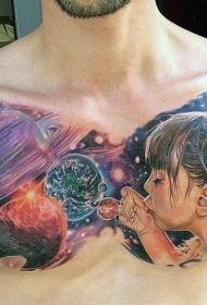 胸部五彩太阳系和小女孩肖像纹身图案