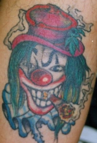 小丑吸烟彩色纹身图案