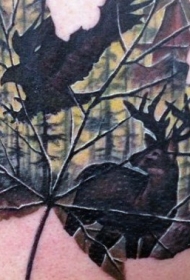 神奇的枫叶与森林鹿鹰纹身图案
