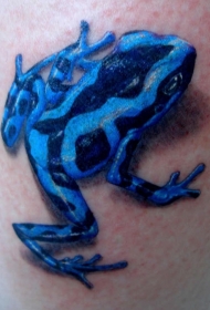 超级写实的蓝色青蛙纹身图案