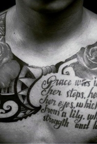 令人印象深刻的黑白玫瑰字母胸部纹身图案