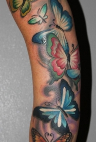 手臂许多不同的蝴蝶纹身图案