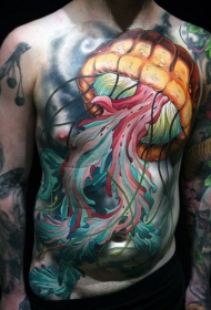 胸部和腹部神奇的彩绘水母纹身图案