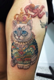 大腿彩色皇家猫纹身图案