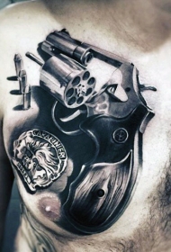 胸部惊人的3D黑白手枪与警察徽章纹身图案