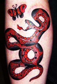 红色和黑色蛇与蝴蝶纹身图案